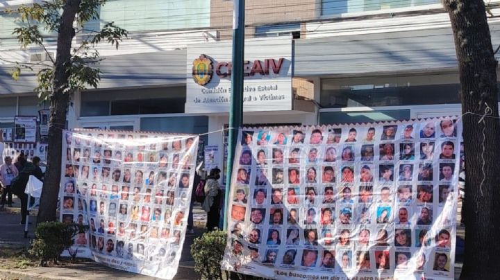Colectivos de búsqueda protestan en Xalapa; toman la Comisión Estatal de Víctimas y piden salida de titular