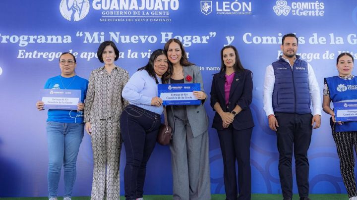 Entrega Gobernadora subsidios hasta por 100 mil pesos para vivienda
