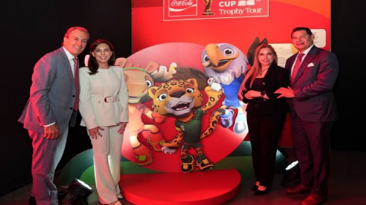 Armenta y Chedraui presentan la FIFA World Cup Trophy Tour 2026 en Puebla Capital
