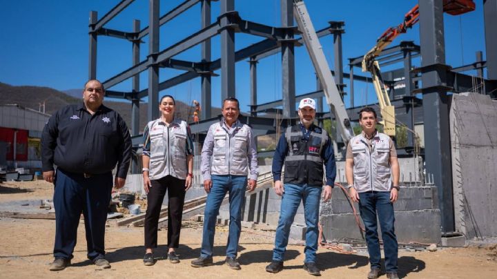Va a la mitad construcción del C4 sur de Monterrey