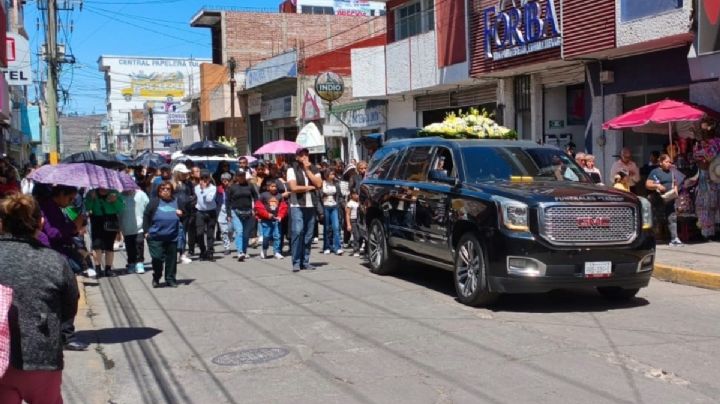Tulancingo da último adiós a padre e hijo Tapia, tras su hallazgo sin vida en Edomex