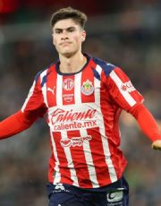 Foto descriptiva de: Chivas no suelta el liderato y América sigue en crisis: jornada 12 de Liga MX