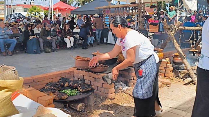 Con maguey, cocina y tradición, Singuilucan conmemora 199 años de historia