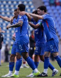 Foto descriptiva de: ¿Cuántos puntos le faltan a Chivas, Cruz Azul, Pumas y América para amarrar la Liguilla?