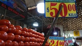 Foto que representa a Verduras y transporte aéreo llevan inflación a 4.59%