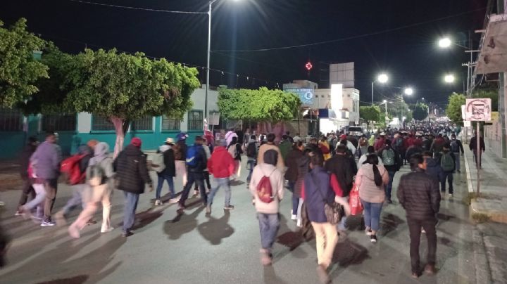 Con mil habitantes de respaldo, alcalde de Ixmiquilpan se moviliza en la CDMX y pide audiencia con Sheinbaum