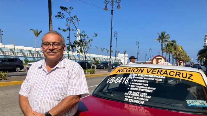 Trato de hacer un cambio: Daniel, taxista en el puerto de Veracruz que apoya a personas con discapacidad