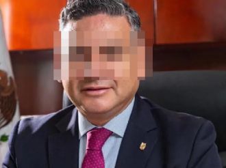 Vinculan a proceso a exfuncionario ligado al IPN e ISSSTE por contratos irregulares