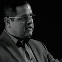 La paradoja del poder: reformar el sistema que lo sostenía