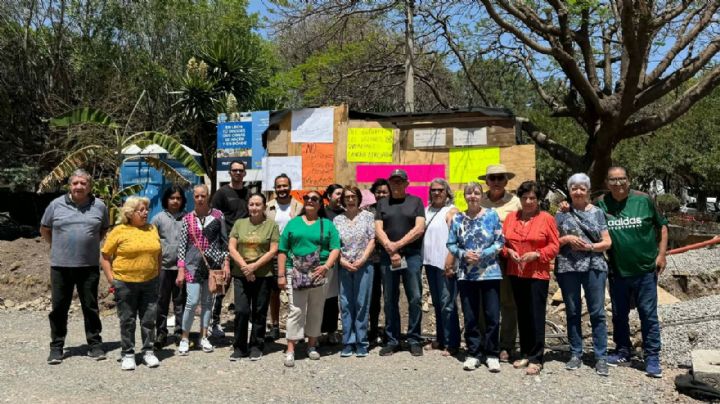 Vecinos de la colonia Andrade se manifiestan en contra del presupuesto participativo de León
