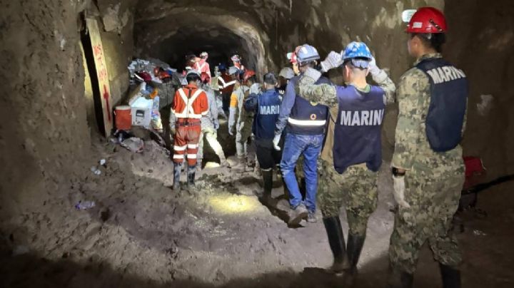 Se complica rescate: Sube el agua en bóveda donde está atrapado minero de Guanajuato