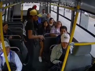 Graban asalto en transporte colectivo de Cuernavaca; los delincuentes huyen con el botín