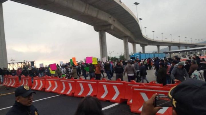 Bloquean autopista México-Cuernavaca por escasez de agua