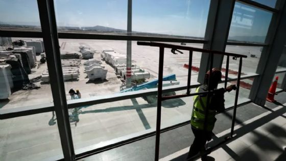 Advierte SICT a Magnicharters revocación del título de concesión