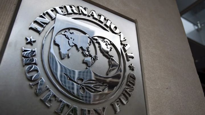 FMI mejora previsión de crecimiento para México a 1.6% en 2026