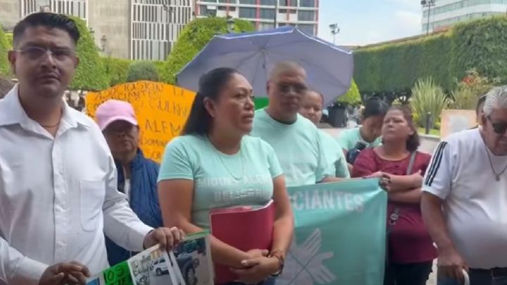 A un año del desalojo comerciantes de la Alemán se manifiestan en presidencia y son ignorados