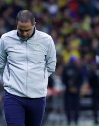 Foto descriptiva de: ¿En duda el futuro de André Jardine tras fracaso de América?