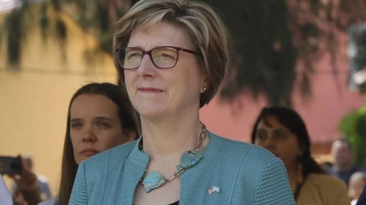 EU nombra a John Barrett para negocios en Venezuela y releva a Laura Dogu