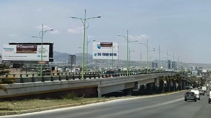 Ayuntamiento clausura 40 espectaculares en Mineral de la Reforma, y va por más