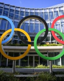 Foto descriptiva de: Atletas trans podrán competir en Juegos Olímpicos, pero según su sexo biológico