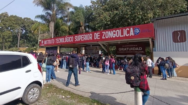 Por suspensión de becas Bienestar, estudiantes toman el Tecnológico de Zongolica