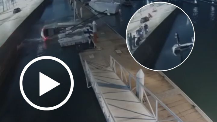 VIDEO: Así salió conductor de camioneta que cayó al mar en el bulevar de Veracruz