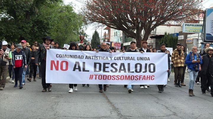 Con manifestación, artistas y colectivas rechazan salida de la Fundación Arturo Herrera