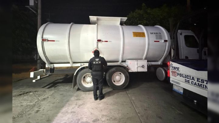 En esta pipa abandonan 20 mil litros de huachicol en Guanajuato