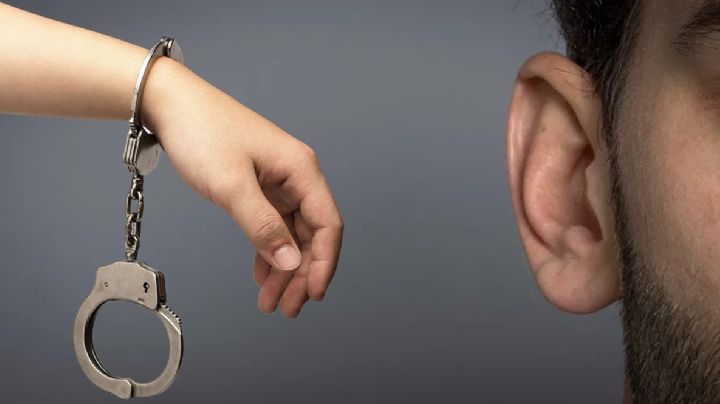 Sin razón, hombre entra a casa, ataca a propietario y casi le arranca la oreja