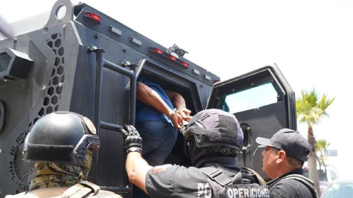 Así fue el traslado de "El Bukanas", presunto líder huachicolero, al penal de Tepexi de Rodríguez, Puebla