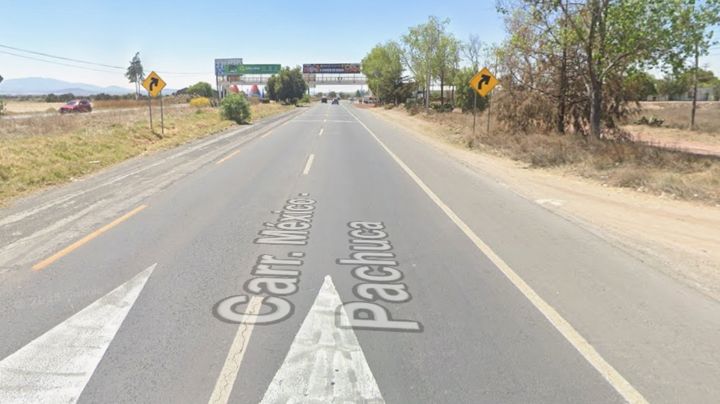 Alerta por baches en la autopista México-Pachuca; cuatro vehículos dañados en un día