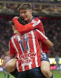 Foto descriptiva de: Chivas vs Necaxa: así quedó el partido de la Jornada 16 de la Liga MX
