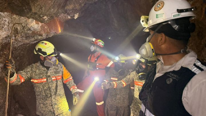 Hallazgo de piezas del vehículo del minero atrapado orienta búsqueda en mina de Sinaloa