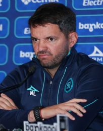 Foto descriptiva de: Así reacciona Nicolás Larcamón tras ser echado de Cruz Azul