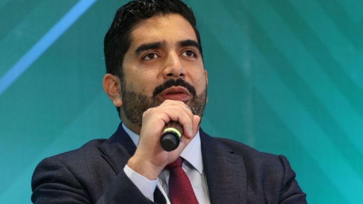 Roberto Lazzeri, cercano a la cancillería y a Hacienda, la carta para embajador ante EU