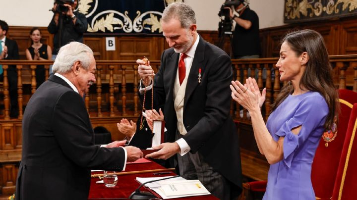 Gonzalo Celorio recibe el Premio Cervantes 2025 ante los reyes de España