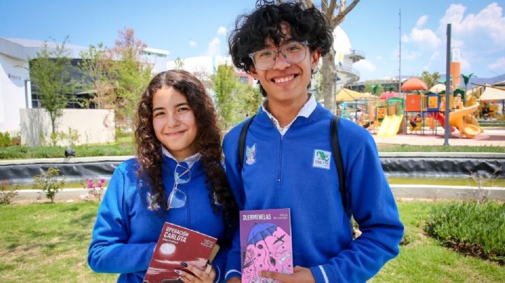 Entregan más de 4 mil libros para fomentar la lectura entre jóvenes hidalguenses
