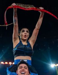 Foto descriptiva de: ¿Cuánto ganan los influencers que pelean en Supernova en comparación con boxeadores en México?