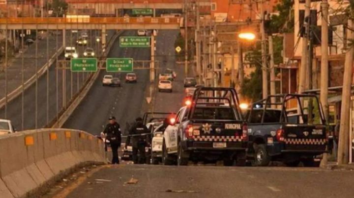Balacera y persecución deja a policía herido de gravedad; hay 3 detenidos, en Apaseo el Alto