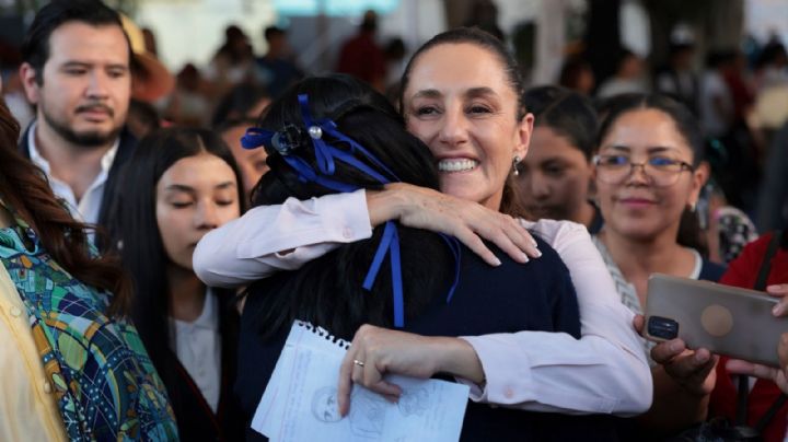 Sheinbaum destaca cobertura de becas; habrá apoyo universal para primaria