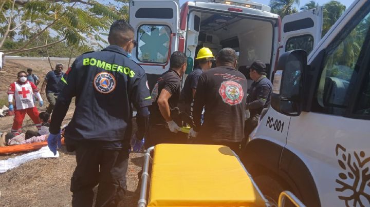Fallecen 5 turistas del Estado de México en accidente en Acapulco; hay 9 heridos