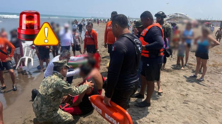 Rescatan a 2 bañistas de Puebla, de ahogarse en Chachalacas