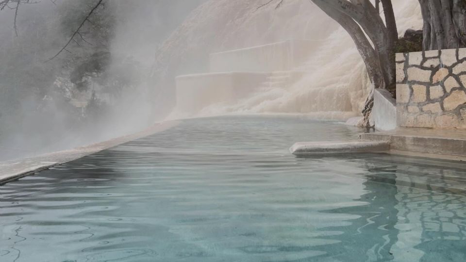 Las Grutas de Tolantongo son el destino favorito para vacacionar