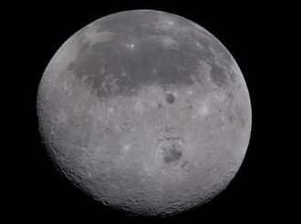 Lo que vieron los astronautas del Artemis II en el lado oscuro de la luna