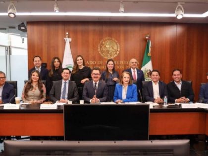 Senado recibe nombramiento de Roberto Velasco como nuevo canciller