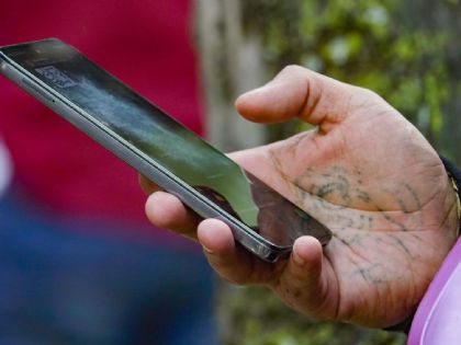 ¿Puedo ampararme contra el registro obligatorio de línea móvil?