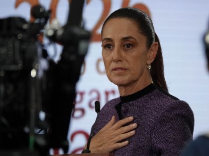 Sheinbaum defiende facultad de la UIF para inmovilizar cuentas sin orden judicial