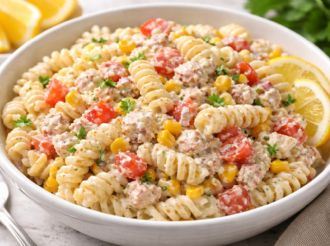 ¿Cómo preparar una pasta fría con atún en 15 minutos y poco dinero?