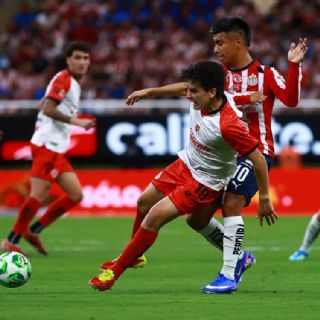 Tigres golea a Chivas en la ida de los cuartos de final de la Liga MX