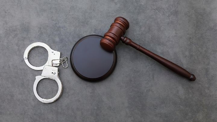 Aseguran camioneta con cristal tras persecución en Tula; hay dos detenidos